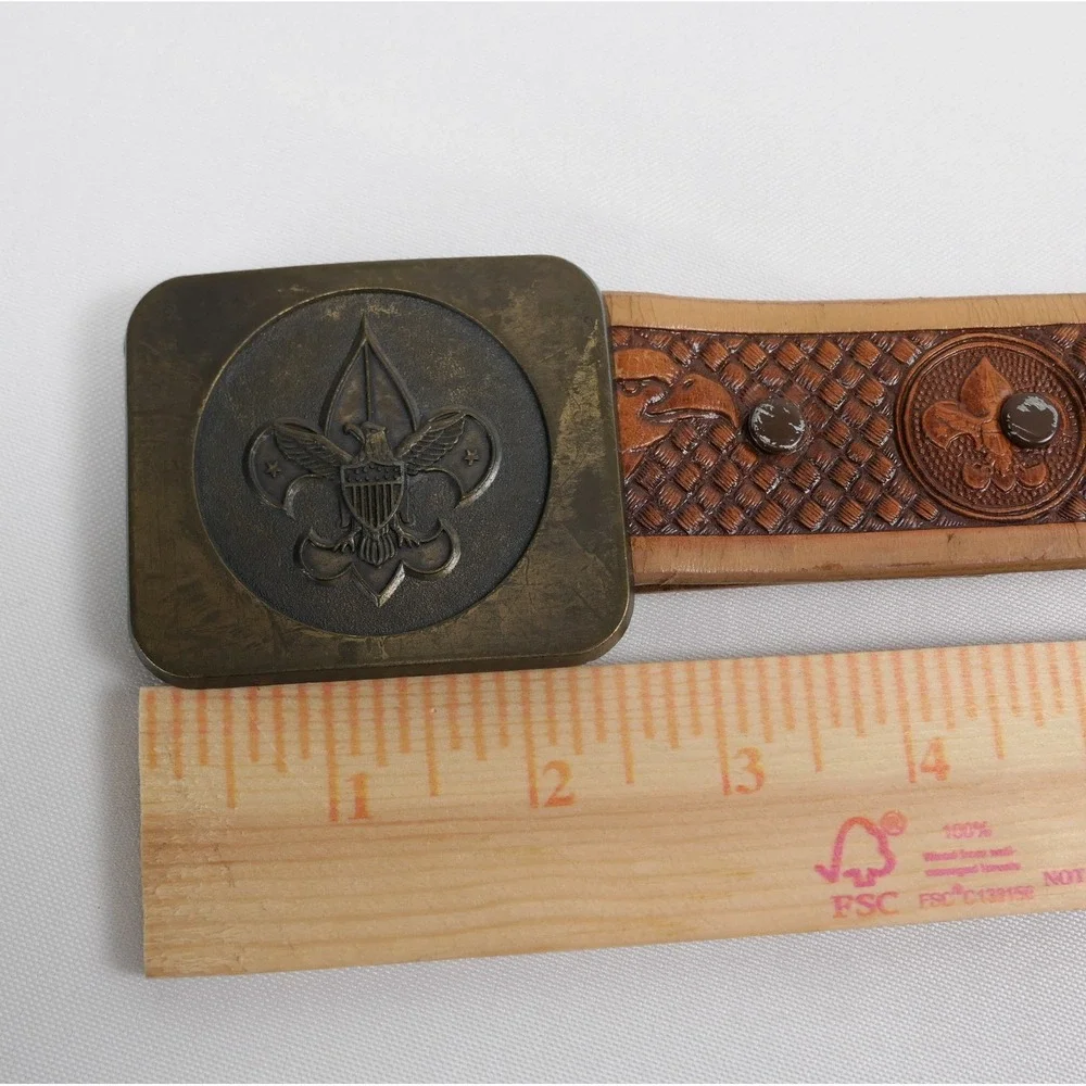Boy Scouts of America Vintage Tooled Leather Belt Boys sz 8/10 Eagle Sunset BSA